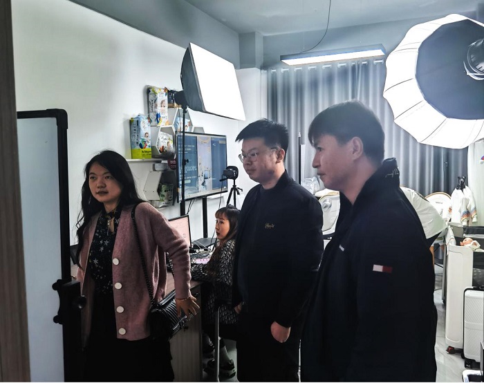 经贸校企.jpg 经贸校企.jpg